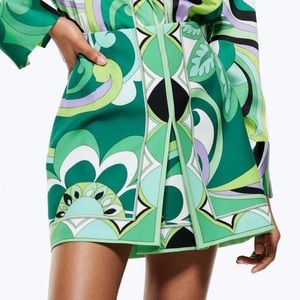 ZARA printed skirt M